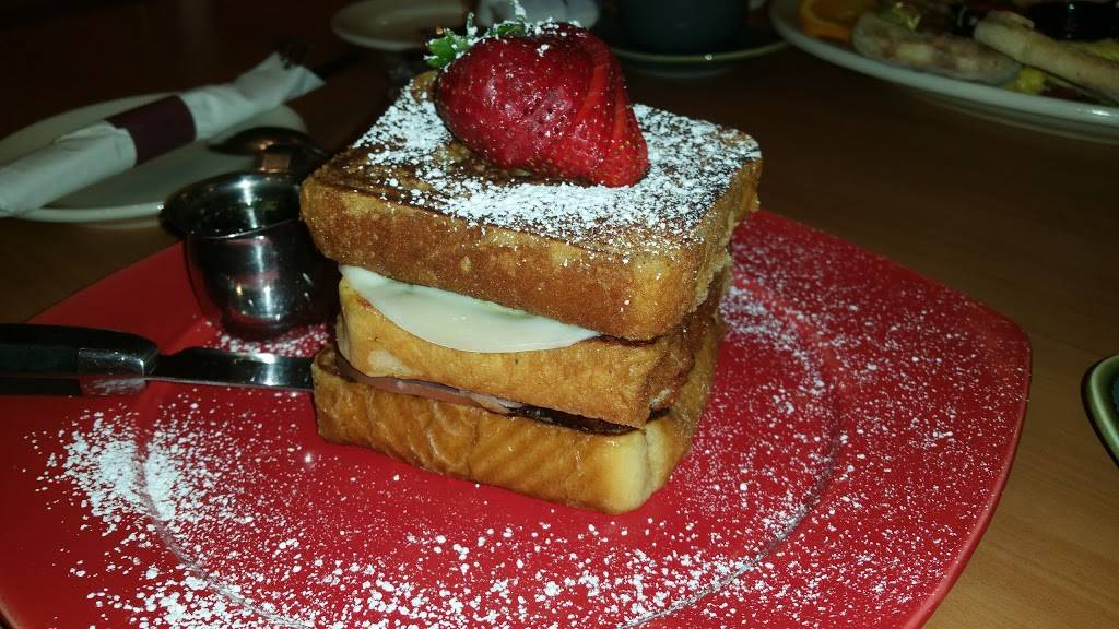 Classic Eats | restaurant | 918 SW 152nd St, Burien, WA 98166, USA | 2062416275 OR +1 206-241-6275