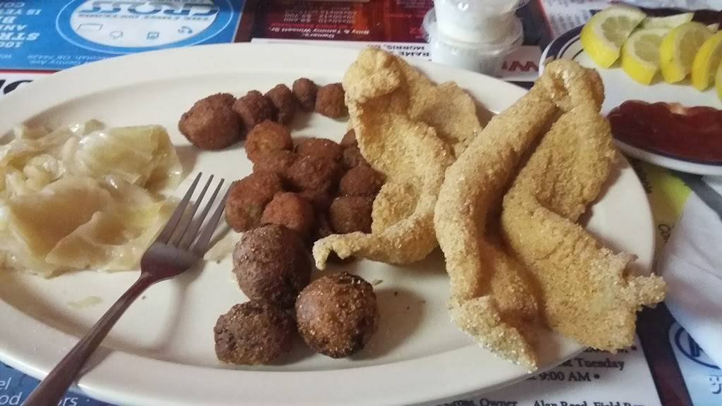 69 Diner | restaurant | 722 N Broadway St, Checotah, OK 74426, USA | 9184735144 OR +1 918-473-5144