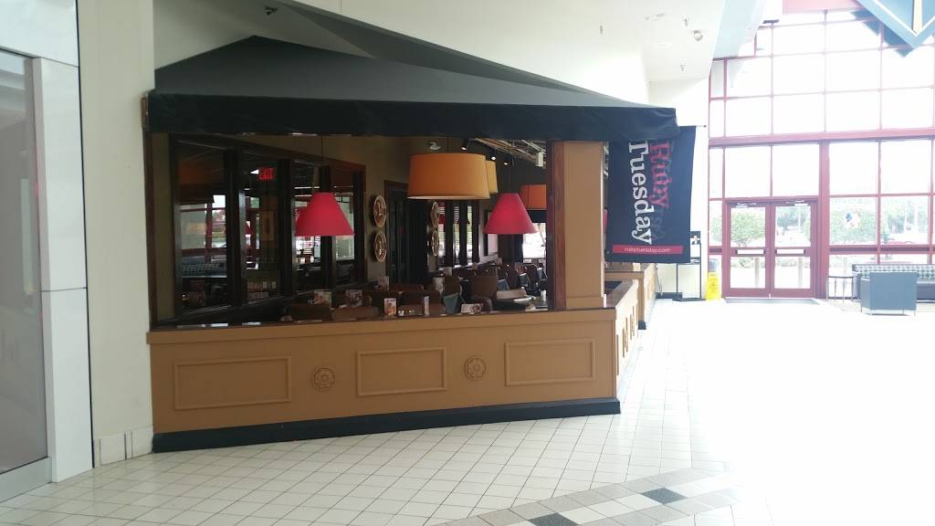 Ruby Tuesday | restaurant | 1441 Tamiami Trail #995, Port Charlotte, FL 33948, USA | 9416297144 OR +1 941-629-7144
