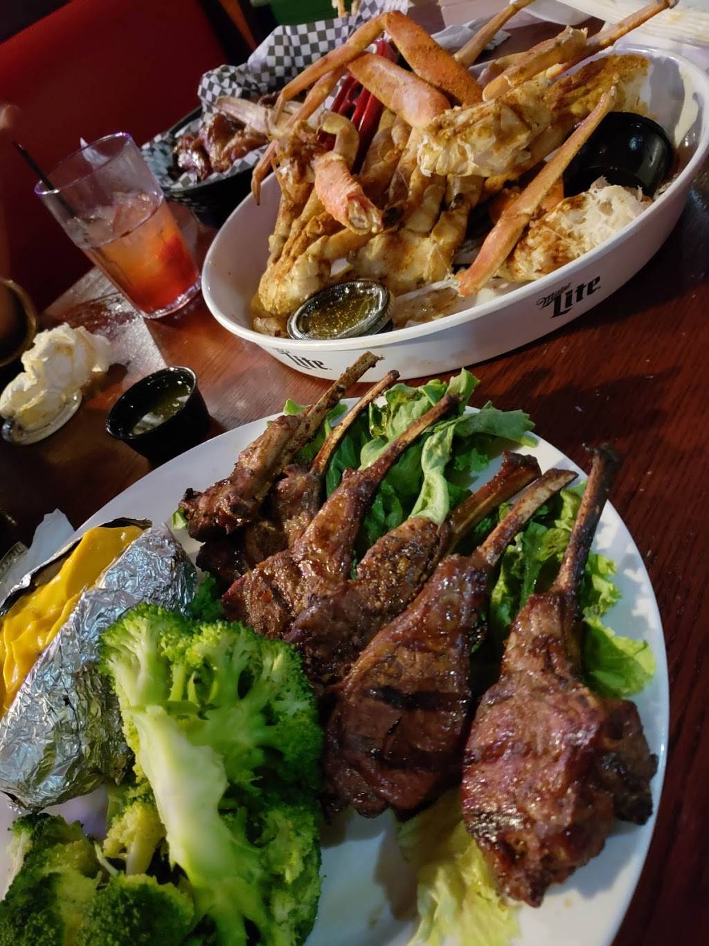 Loafers Sports Bar and Grill #2 | restaurant | 1401 Bloomfield Ave, Halethorpe, MD 21227, USA | 4105252225 OR +1 410-525-2225