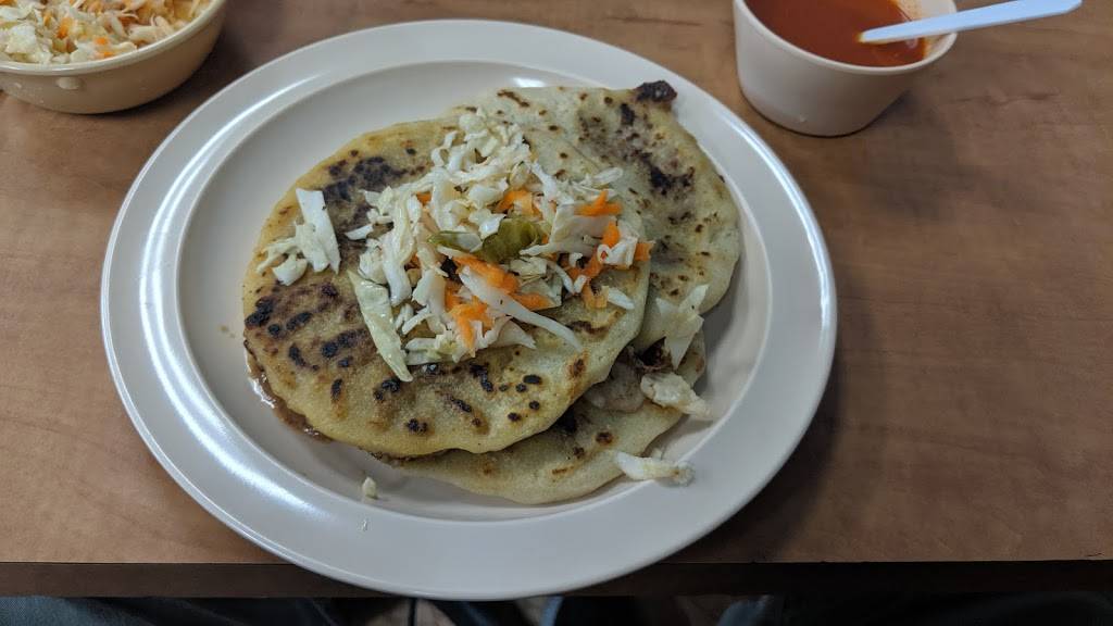 Deli Pupuseria Salvadoreña | restaurant | 10929 SW 186th St, Miami, FL 33157, USA | 3052552977 OR +1 305-255-2977
