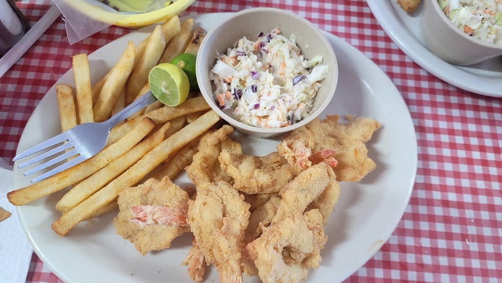 El Buen Pescador | restaurant | 225 W Queen Isabella Blvd, Port Isabel, TX 78578, USA | 9564335971 OR +1 956-433-5971