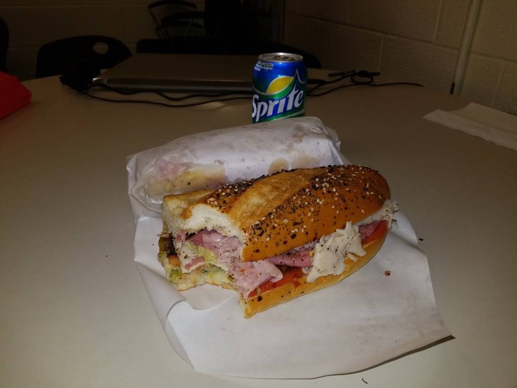 DiBellas Subs | meal takeaway | 30050 Aurora Rd, Solon, OH 44139, USA | 4402484342 OR +1 440-248-4342
