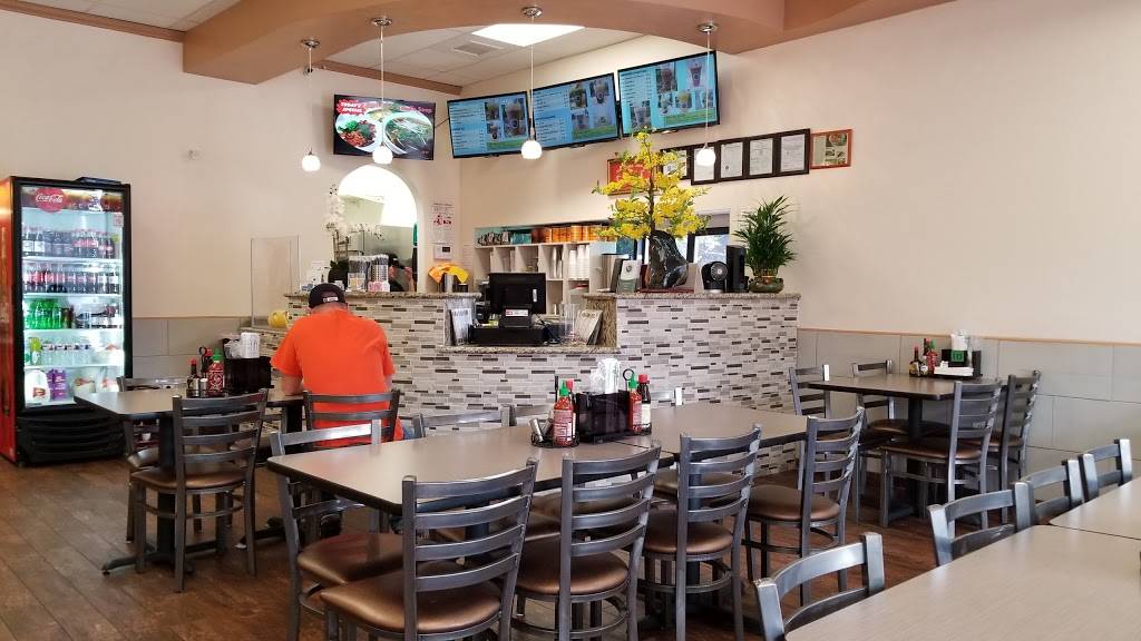 Kims Pho & Grill | restaurant | 11550 Louetta Rd #100a, Houston, TX 77070, USA | 7133800088 OR +1 713-380-0088