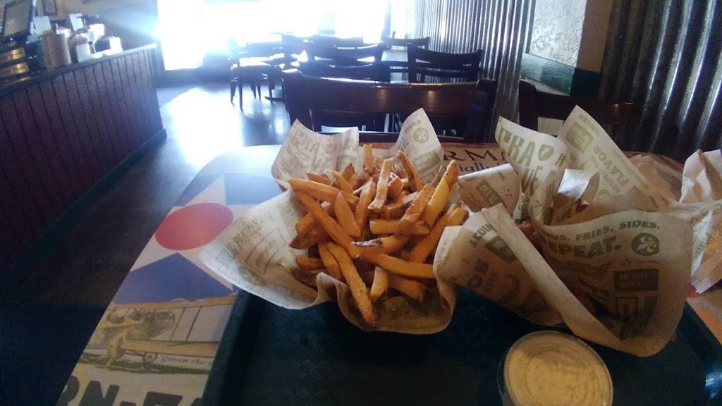 Wingstop | restaurant | 2100 Standiford Ave Ste A4, Modesto, CA 95350, USA | 2095779464 OR +1 209-577-9464