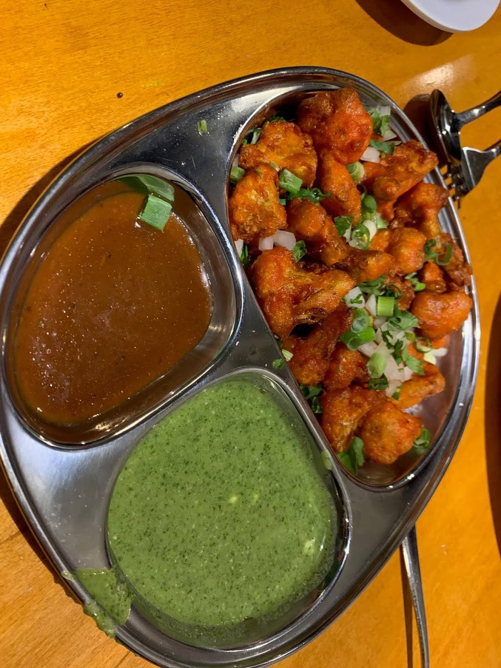 Swagatham Vegetarian Cuisine | restaurant | 22950 Vanowen St Ste B, West Hills, CA 91307, USA | 8187041256 OR +1 818-704-1256