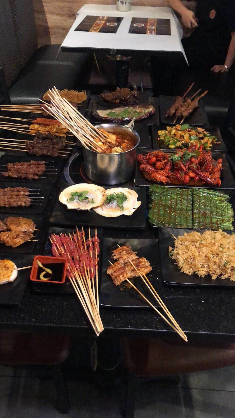 Friend BBQ 友情客串 | restaurant | 2358 S Wentworth Ave, Chicago, IL 60616, USA | 3126248153 OR +1 312-624-8153