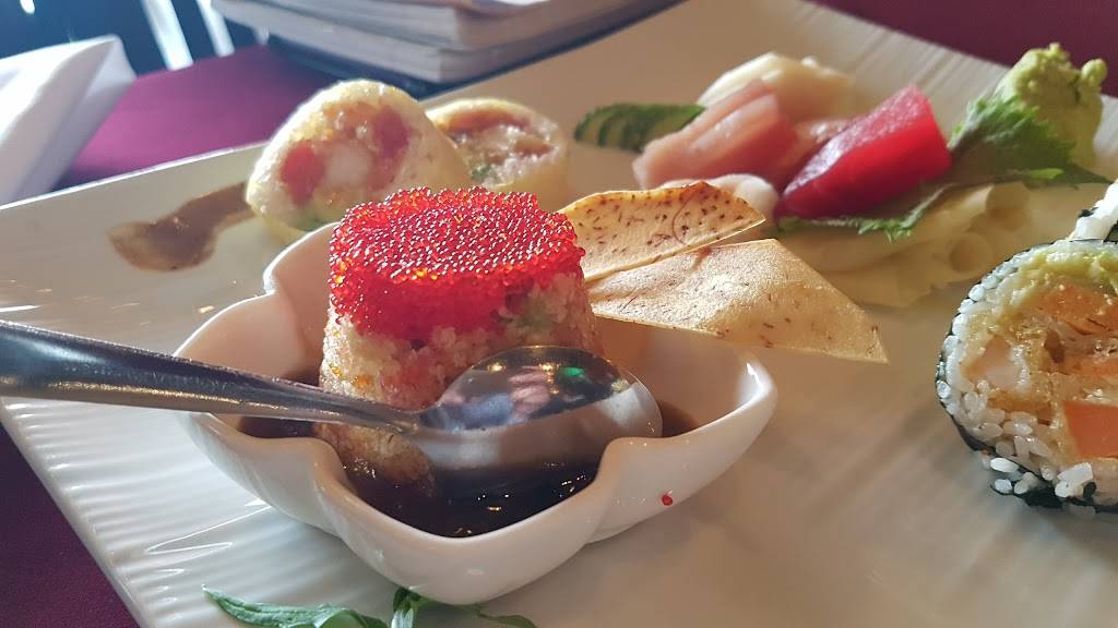 Katoreya Sushi Restaurant | restaurant | 1864 Boulevard des Sources, Pointe-Claire, QC H9R 5B1, Canada | 5145054555 OR +1 514-505-4555