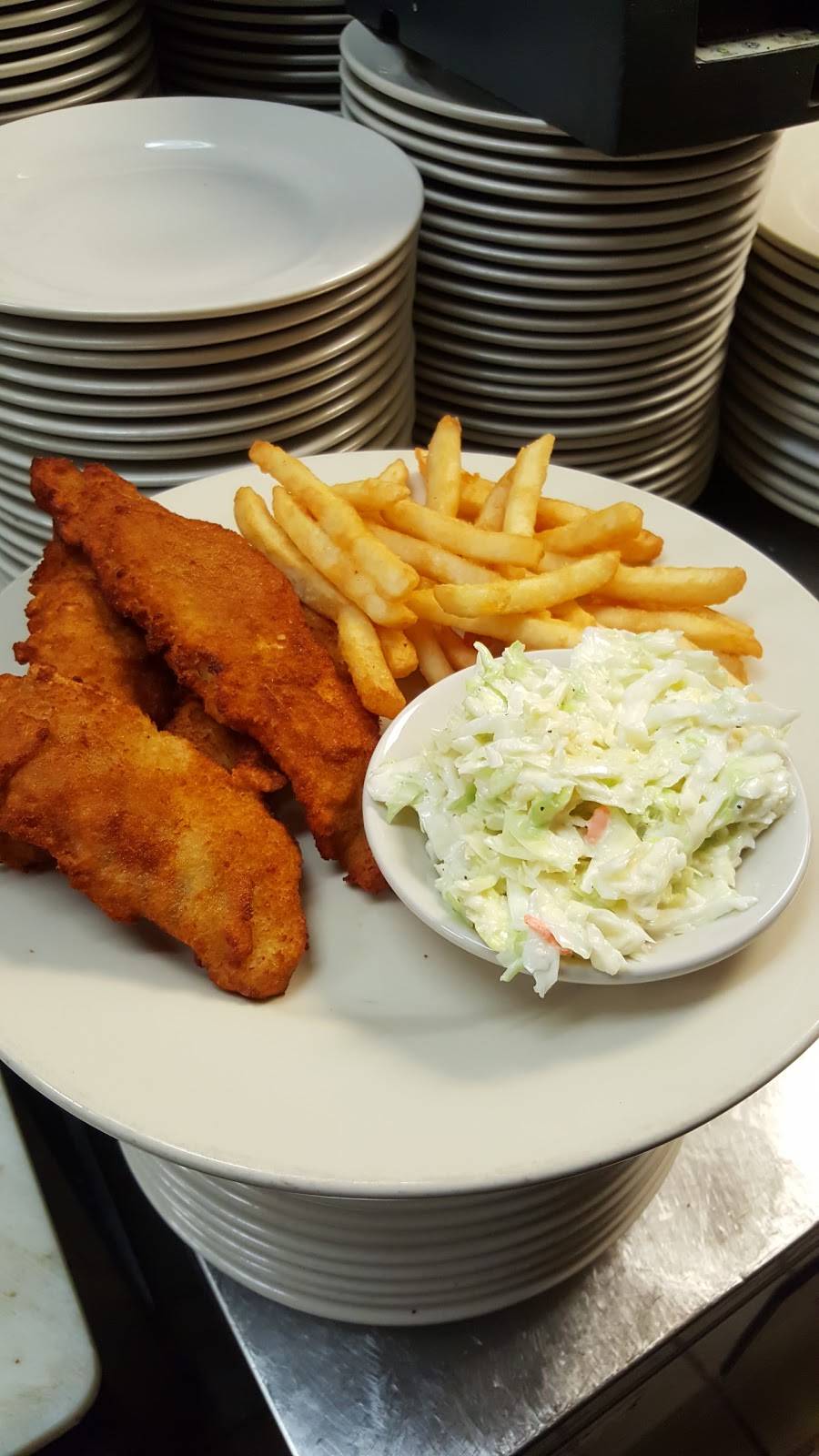 Rubins Restaurant / Arabica | meal takeaway | 312 Chestnut Commons Dr, Elyria, OH 44035, USA | 4403660122 OR +1 440-366-0122