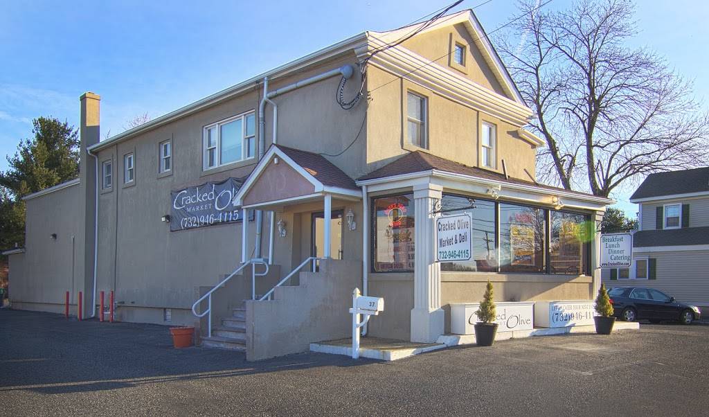 Cracked Olive Market | restaurant | 37 West Main St, Holmdel, NJ 07733, USA | 7329464115 OR +1 732-946-4115