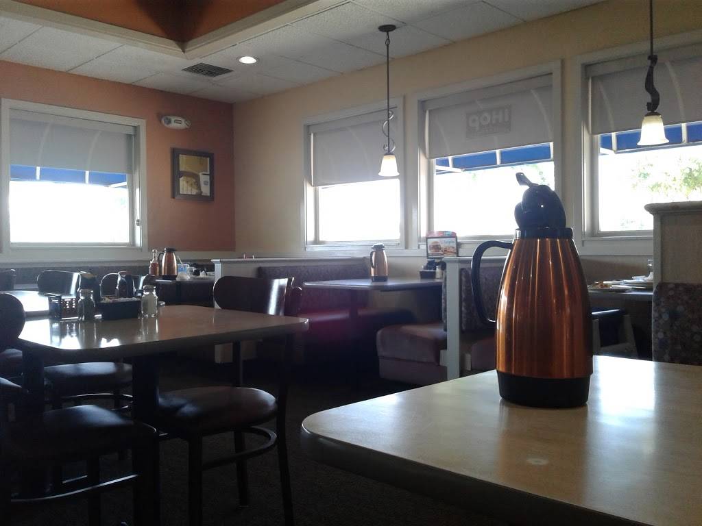 IHOP | restaurant | 2501 N 44th St, Phoenix, AZ 85008, USA | 6028089380 OR +1 602-808-9380