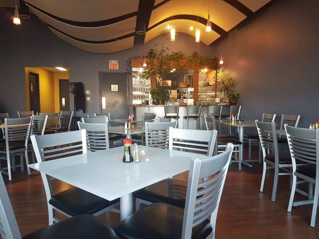 Thai Lan Xang Restaurant | restaurant | 2629 Howard Ave, Windsor, ON N8X 4Z3, Canada | 5199667711 OR +1 519-966-7711