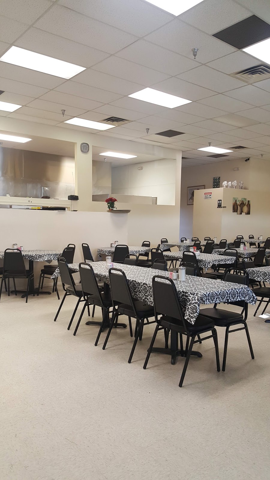 Grandmas Resturaunt | restaurant | Navajo, NM 87328, USA | 5057772146 OR +1 505-777-2146