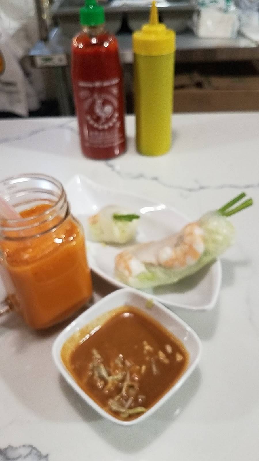 Saigon Noodle Bar | restaurant | 8221 Germantown Ave, Philadelphia, PA 19118, USA | 2672697228 OR +1 267-269-7228