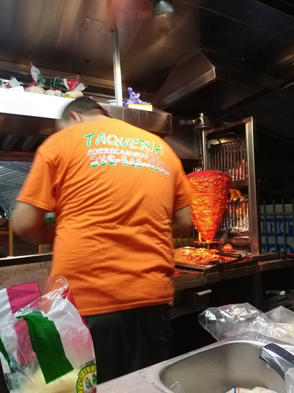 Tacos Correcaminos | restaurant | 10405-10423 Airline Dr, Houston, TX 77037, USA | 8325460599 OR +1 832-546-0599