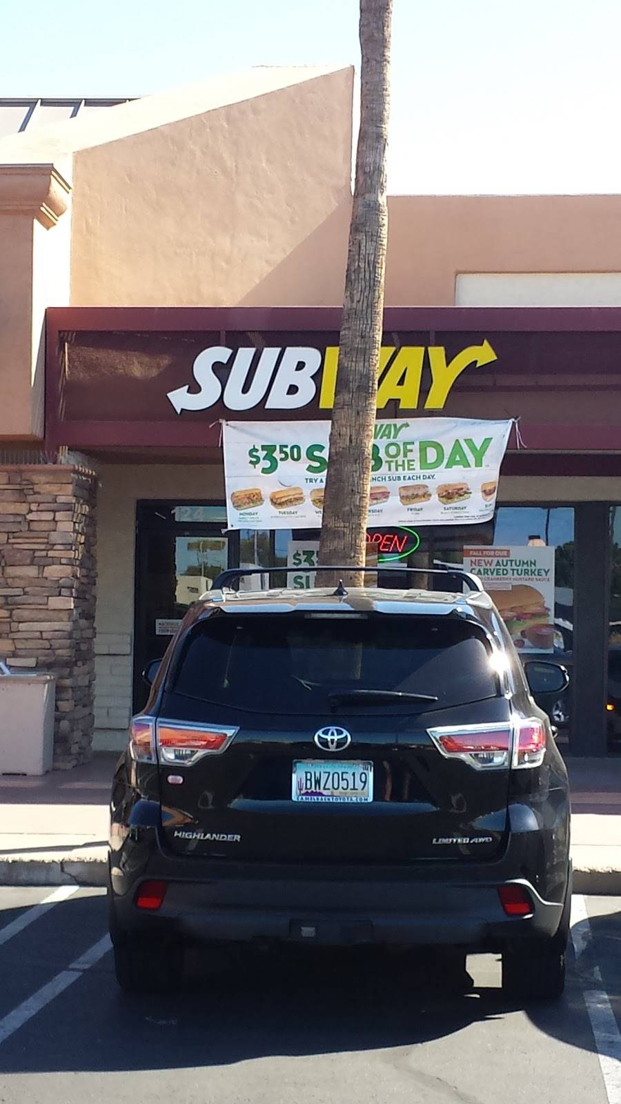 Subway | meal takeaway | 5555 N 7th St Suite 124, Phoenix, AZ 85014, USA | 6022640773 OR +1 602-264-0773