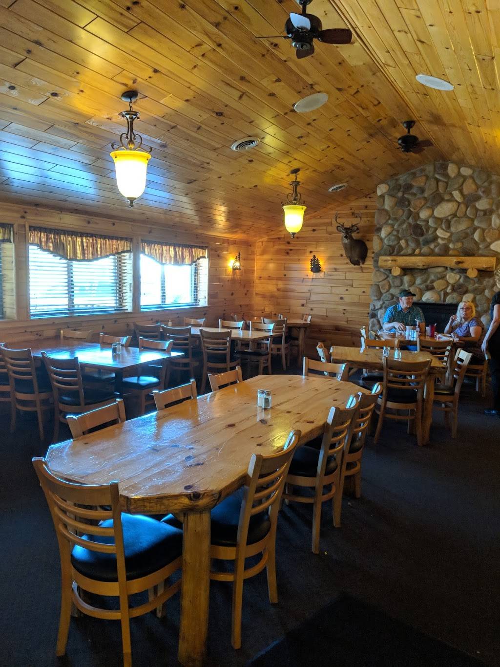 BJs Catering, Rental & Event Center |  | 990 N Center Ave, Gaylord, MI 49735, USA | 9897324010 OR +1 989-732-4010