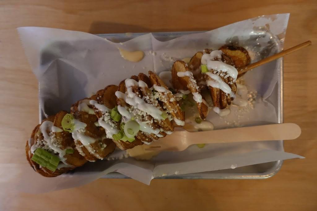 Swell Dive | restaurant | 1013 Bedford Ave, Brooklyn, NY 11205, USA | 9176524779 OR +1 917-652-4779