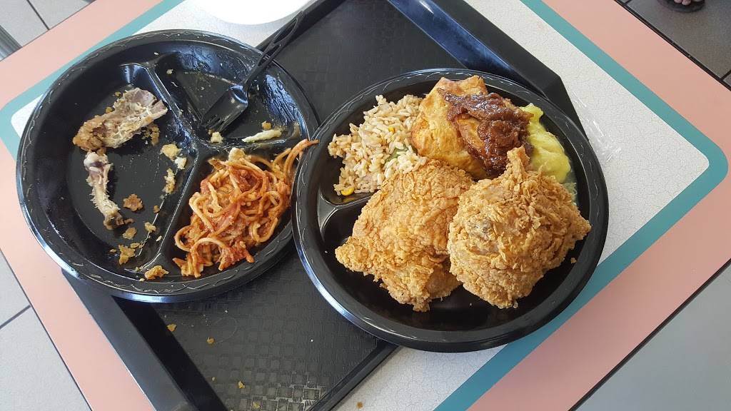 KFC | restaurant | 321 Summerhill Dr, Lake Elsinore, CA 92532, USA | 9512454060 OR +1 951-245-4060