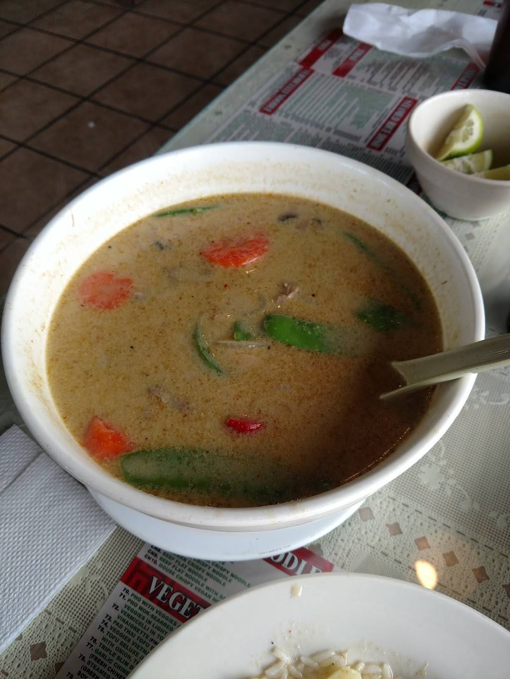 Bucks of Asia | restaurant | 2141 N College Ave, Fayetteville, AR 72703, USA | 4793324355 OR +1 479-332-4355