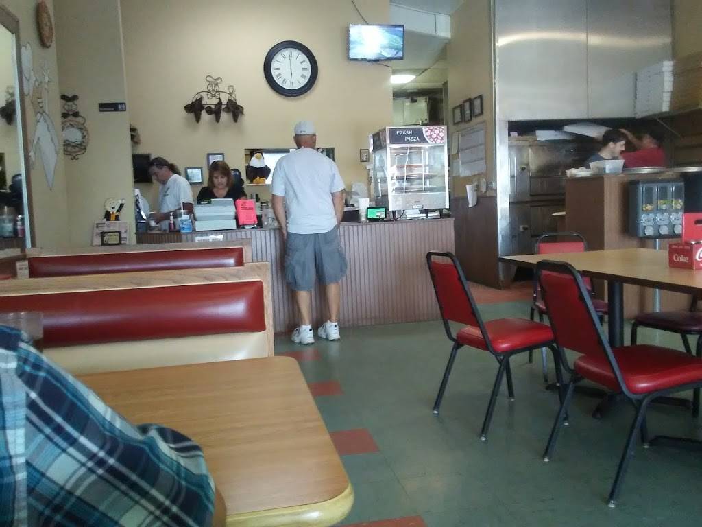 Dough Boys NY Style Pizzeria | restaurant | 2696 Beaver Run Blvd # E, Myrtle Beach, SC 29575, USA | 8436509949 OR +1 843-650-9949