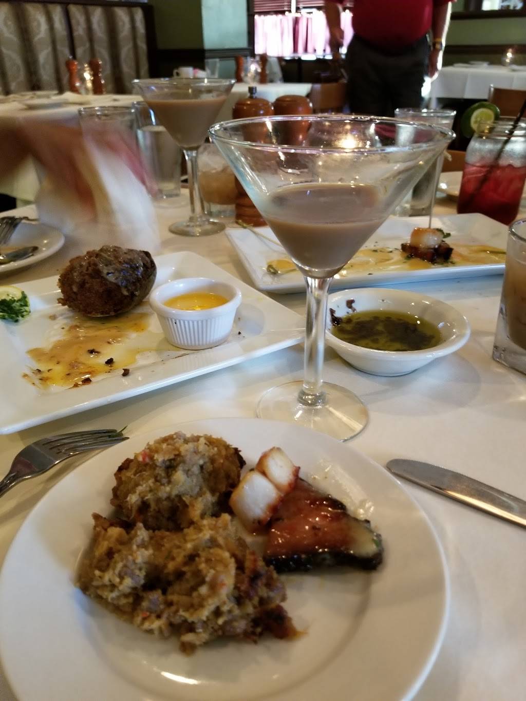 Tomatoes Italian Bar & Grill | restaurant | 280 MA-130, Sandwich, MA 02563, USA | 5088886008 OR +1 508-888-6008