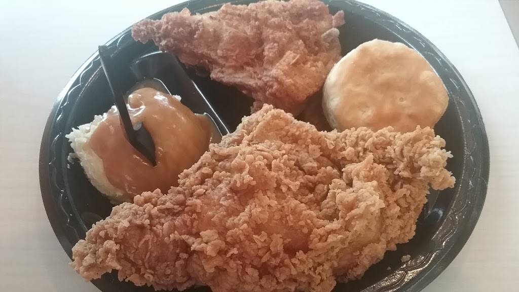 KFC | restaurant | 334 W Army Trail Rd, Bloomingdale, IL 60108, USA | 6303078924 OR +1 630-307-8924