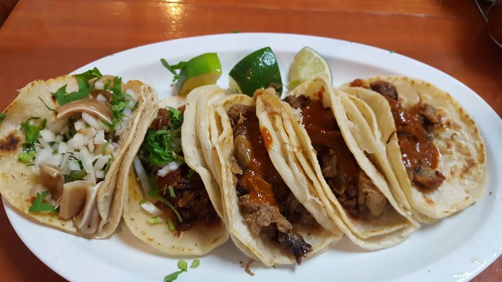 Los Portales | restaurant | 25-08 Broadway, Astoria, NY 11105, USA | 7182046736 OR +1 718-204-6736