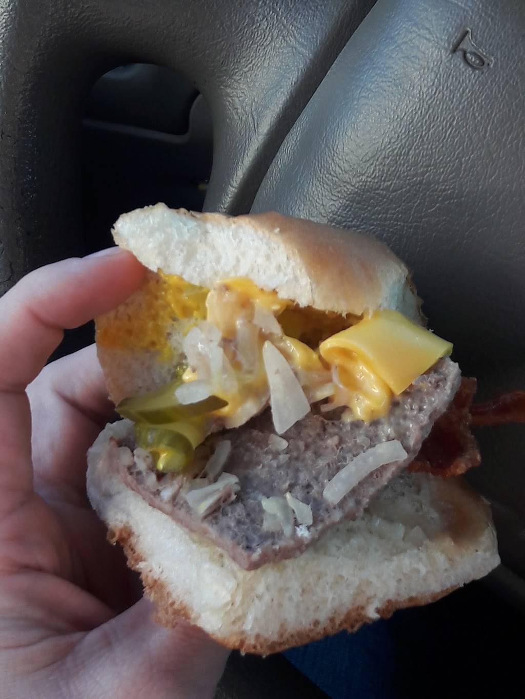 Krystal | restaurant | 582 N Temple Ave, Starke, FL 32091, USA | 9043688151 OR +1 904-368-8151