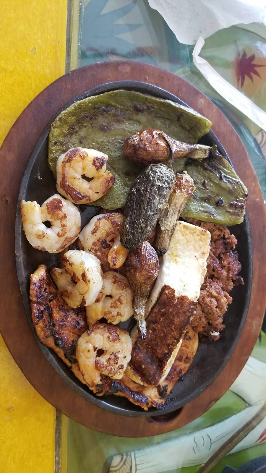 El Nopal | restaurant | 5000 Shelbyville Rd, Louisville, KY 40207, USA | 5024097740 OR +1 502-409-7740