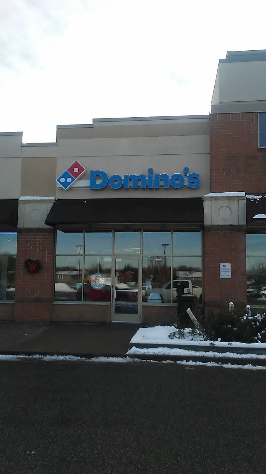 Dominos Pizza | restaurant | 2256 Bunker Lake Blvd NW, Andover, MN 55304, USA | 7637670828 OR +1 763-767-0828