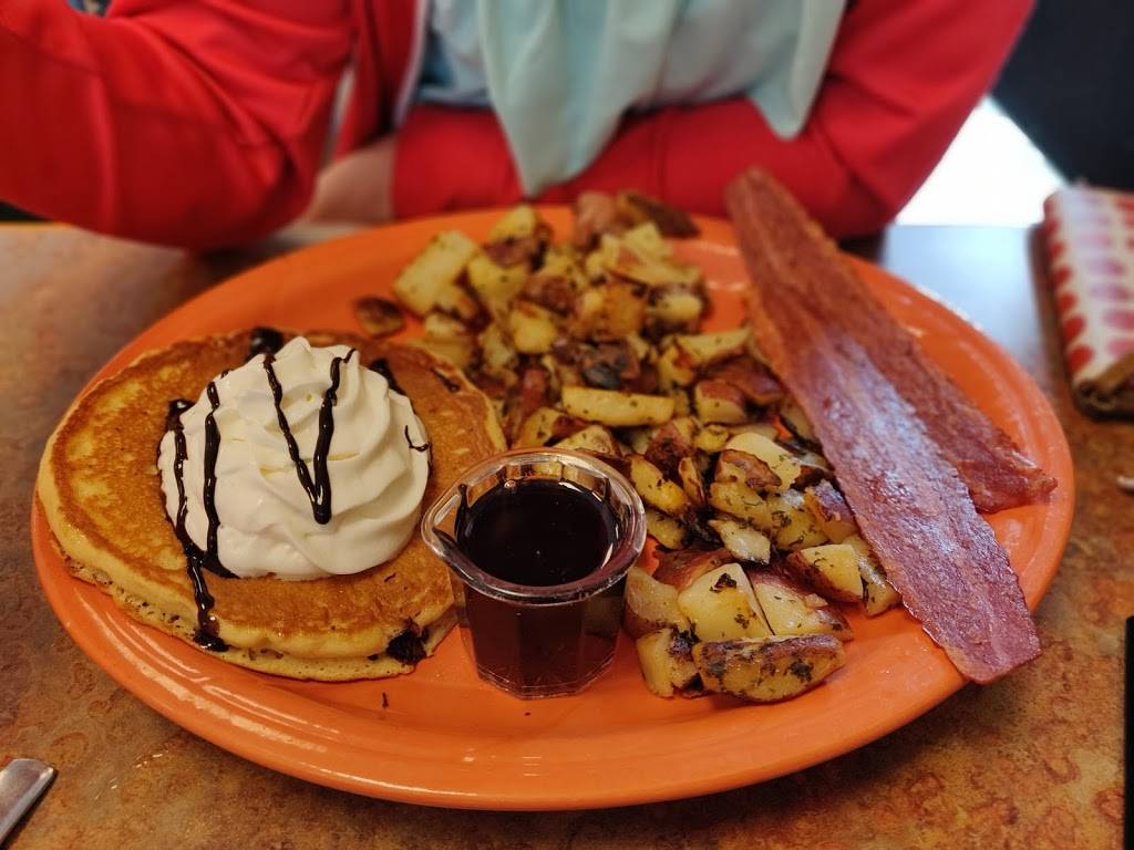 Kitchen Table Cafe- Evergreen Place | cafe | 705 NE 136th Ave #101, Vancouver, WA 98684, USA | 3604487840 OR +1 360-448-7840