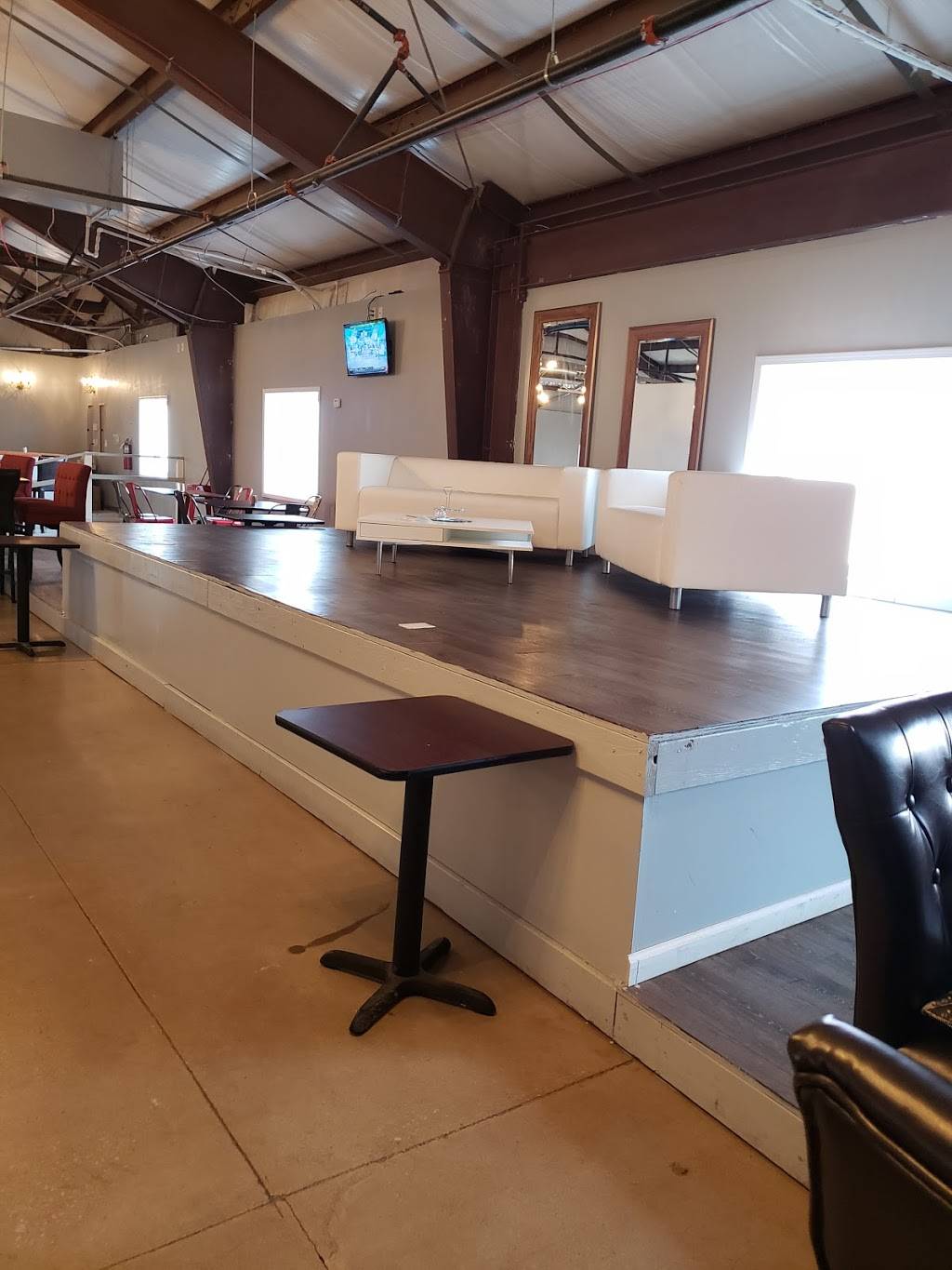 @ Monroe | restaurant | 2299 N Florissant Ave, St. Louis, MO 63106, USA | 3146260825 OR +1 314-626-0825