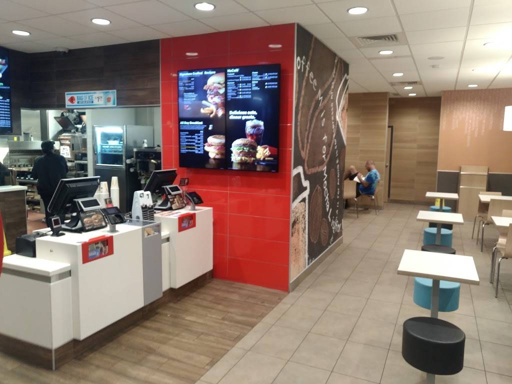 McDonalds | cafe | 1222 Cape Coral Pkwy E, Cape Coral, FL 33904, USA | 2395492556 OR +1 239-549-2556