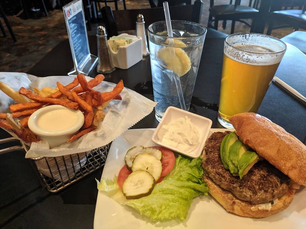 5 Star Burgers | restaurant | 5901 Wyoming Blvd NE, Albuquerque, NM 87109, USA | 5058211909 OR +1 505-821-1909