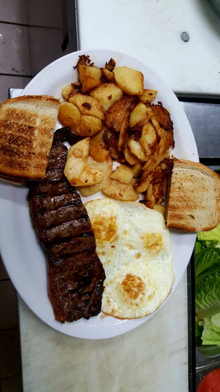 Nanoo and Memoo Greek food | restaurant | 455 Rivermede Rd, Concord, ON L4K 2H4, Canada | 6473230155 OR +1 647-323-0155