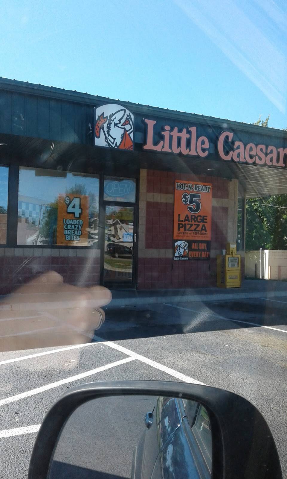 Little Caesars Pizza | meal takeaway | 1005 N Main St, Newton, KS 67114, USA | 3168044445 OR +1 316-804-4445