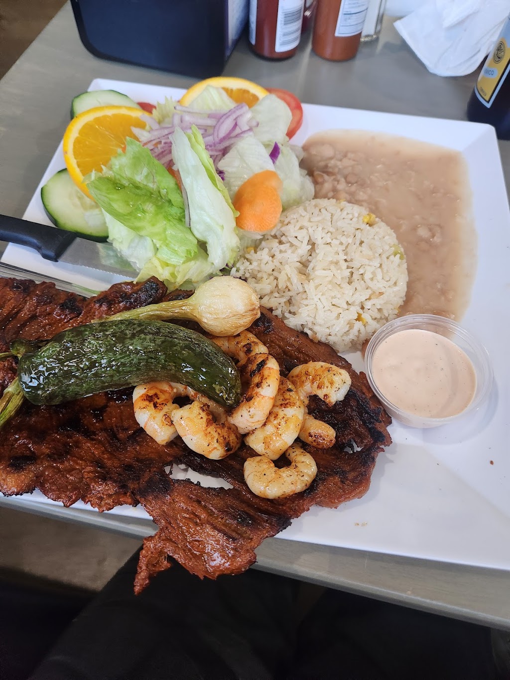 Las Islas Marias | restaurant | 6480 Redwood Dr, Rohnert Park, CA 94928, USA | 7074188599 OR +1 707-418-8599