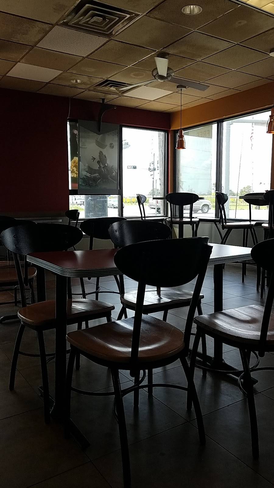 Jack in the Box | restaurant | 4605 TX-146, Bacliff, TX 77518, USA | 2813396789 OR +1 281-339-6789