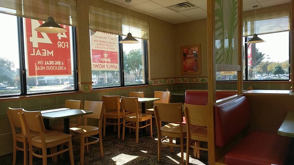 Wendys | restaurant | 6912 Coit Rd, Plano, TX 75023, USA | 9724681757 OR +1 972-468-1757