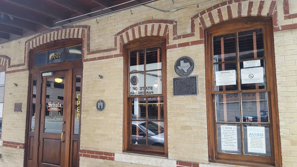 Scholz Garten | restaurant | 1607 San Jacinto Blvd, Austin, TX 78701, USA | 5124741958 OR +1 512-474-1958