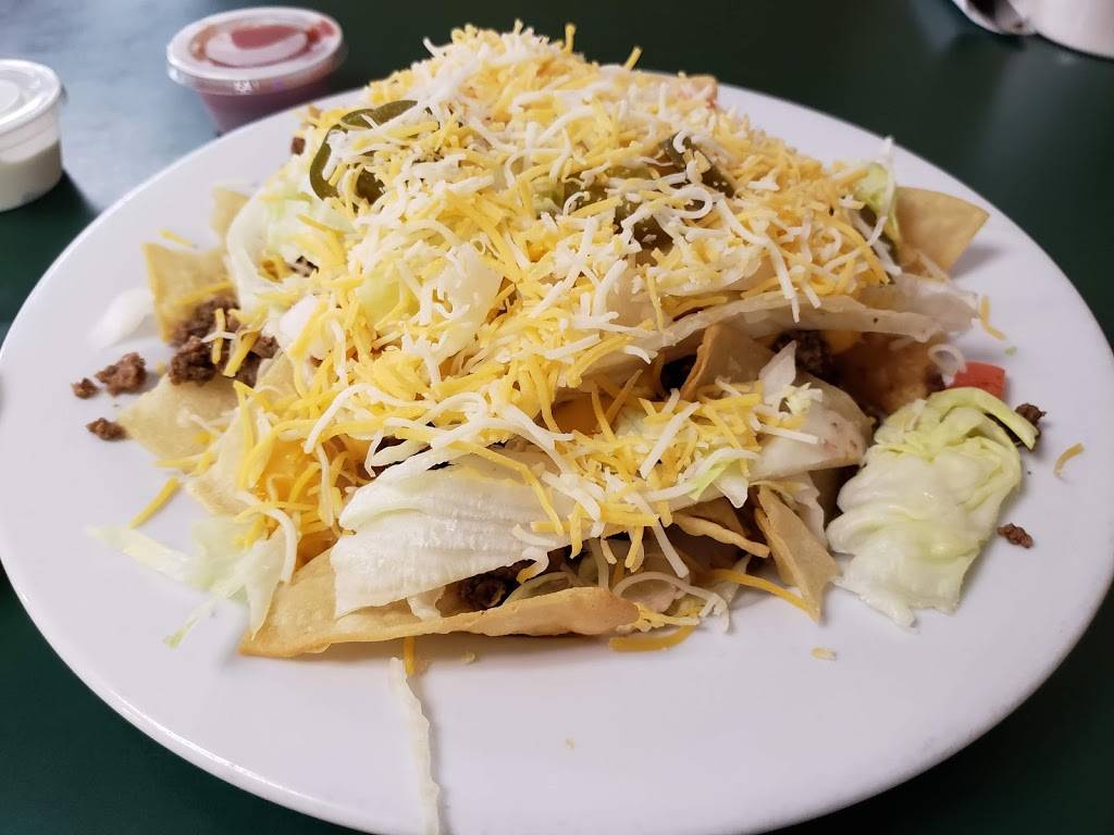 Knoxville Bar And Grill | restaurant | 310 E Main St, Knoxville, IL 61448, USA | 3092898888 OR +1 309-289-8888