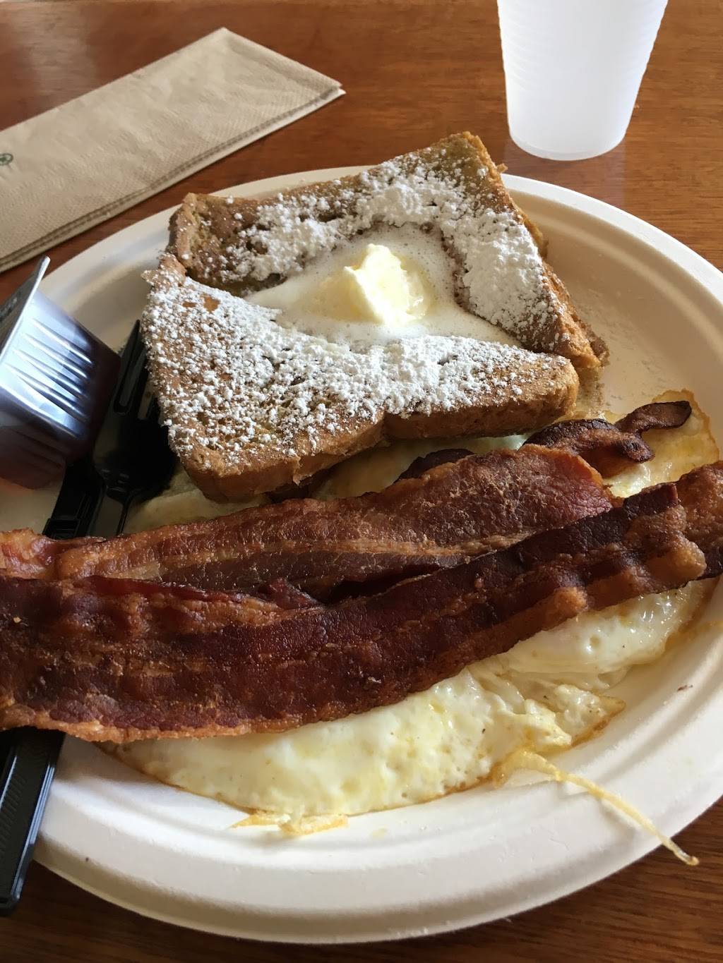 Konitos Cafe | restaurant | 1730 Garnet Ave, San Diego, CA 92109, USA | 8582307355 OR +1 858-230-7355