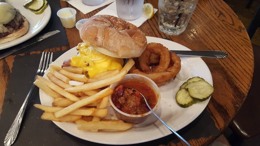 Patricks 1481 | restaurant | 1481 Main St, Sarasota, FL 34236, USA | 9419551481 OR +1 941-955-1481