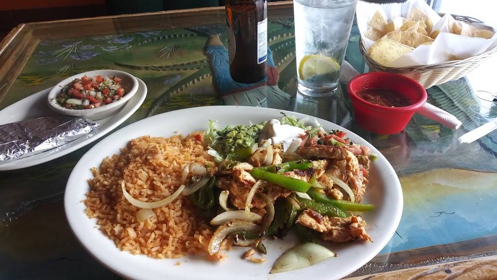 Panchos Mexican Grill | restaurant | 1676 Montclair Rd, Birmingham, AL 35210, USA | 2052016670 OR +1 205-201-6670
