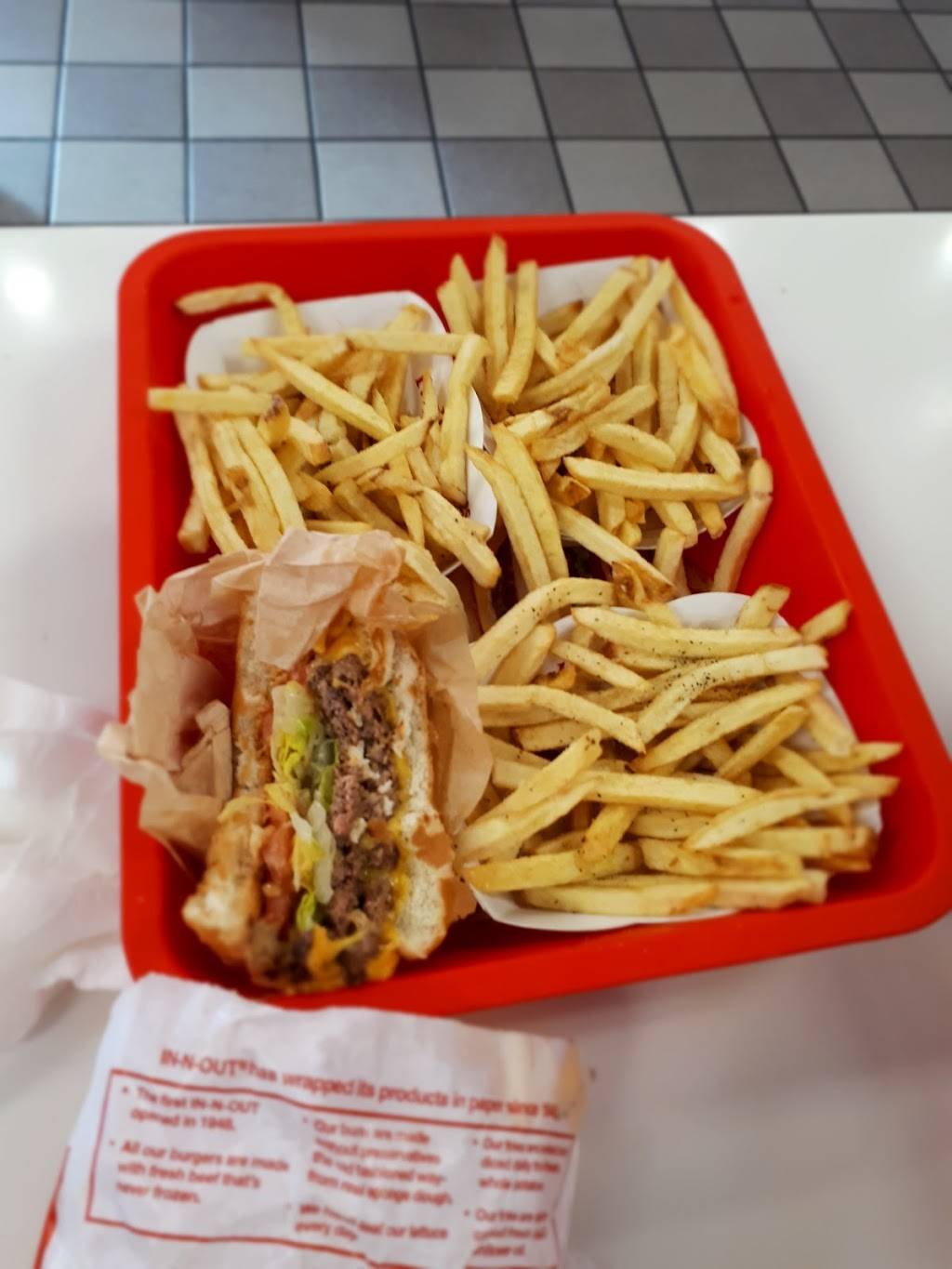 In-N-Out Burger | restaurant | 1859 S Signal Butte Rd, Mesa, AZ 85209, USA | 8007861000 OR +1 800-786-1000