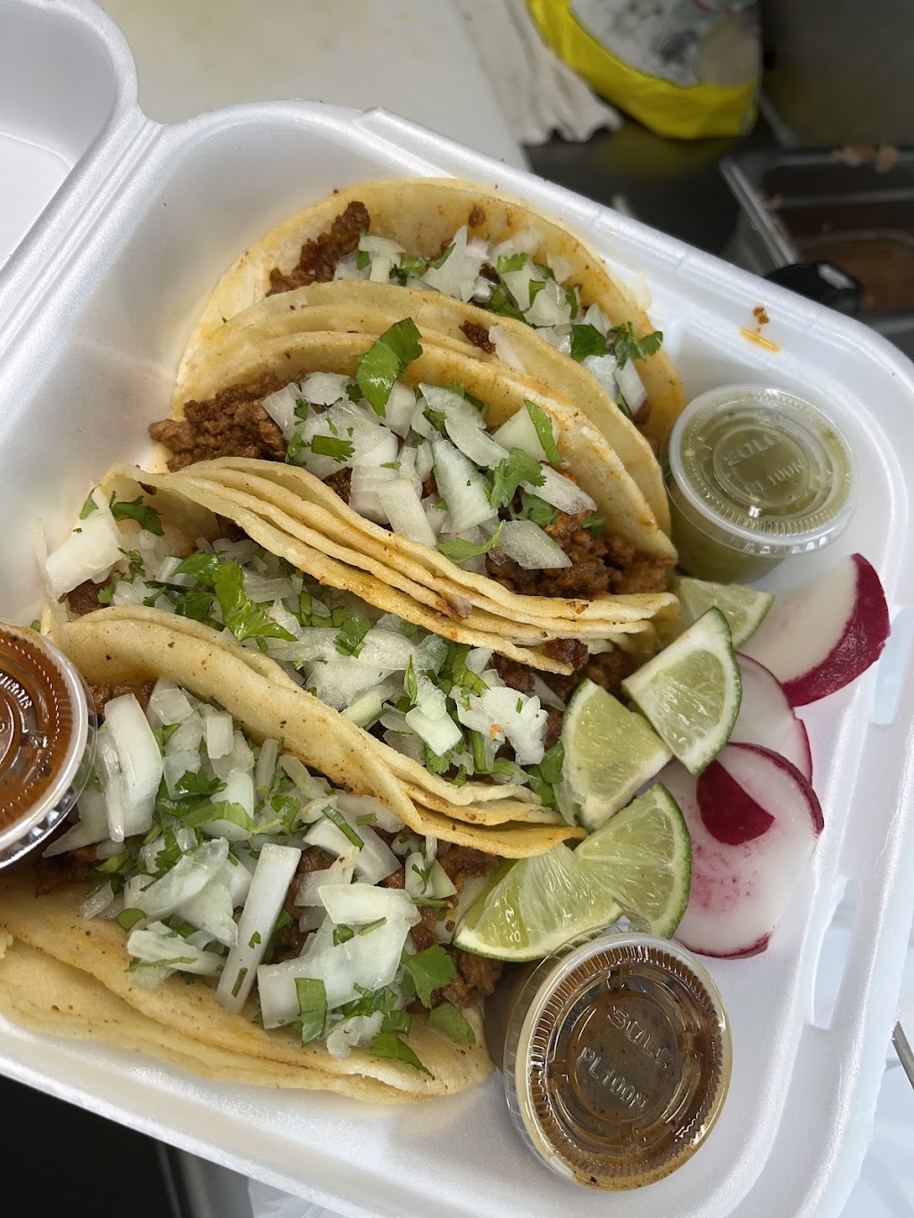 El taco fresco Food truck | restaurant | 3636 E Game Farm Rd, Springfield, OR 97477, USA | 5412853752 OR +1 541-285-3752