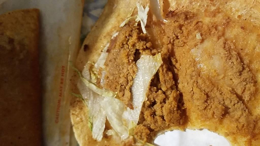 Jack in the Box | restaurant | 2100 Culebra Rd, San Antonio, TX 78228, USA | 2107349510 OR +1 210-734-9510