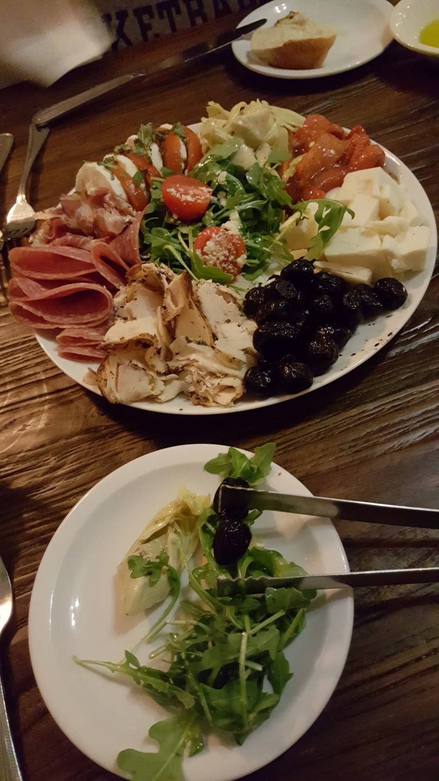 Cusumano | restaurant | 432 S Main St, Old Forge, PA 18518, USA | 5704574166 OR +1 570-457-4166