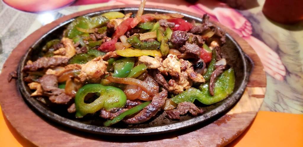 EL TORO BAR AND GRILL | restaurant | 3800 Centerpoint Pkwy, Pontiac, MI 48341, USA | 2484548608 OR +1 248-454-8608